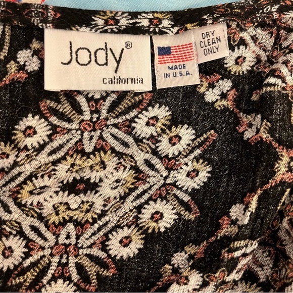 Vtg Jody California Geometric Floral Open Front Shawl - Size 1X (?) No Size Tag - Picture 7 of 7